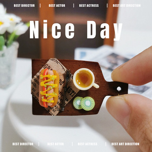 Maison de poupée miniature Accessoires Simulation Hot Dog Bun Petit-déjeuner Après-midi Thé Jouet Modèle <span class=keywords><strong>Mini</strong></span> Délicatesses Simulées - Product Image 2