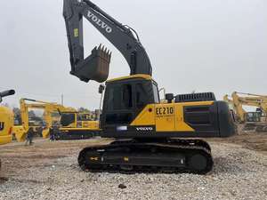 Excavatrice hydraulique Volvo EC210 d'occasion en vente à prix réduit, d'origine, deuxième main, pelle sur chenilles, composant moteur principal - Product Image 2