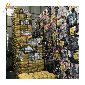 Fardos de segunda mano Uerope Mtumba en Los chelines de Kenia de Bale Mixed Kids Bale Mix Ropa de marca - Product Image 1