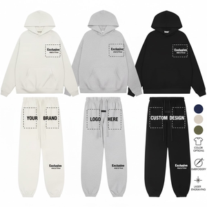 <span class=keywords><strong>Tuta</strong></span> Sportiva Personalizzata con Logo, Set Felpa con Cappuccio Ricamata e Incisa al Laser, Abbigliamento Streetwear all'Ingrosso con Etichetta Privata - Product Image 1