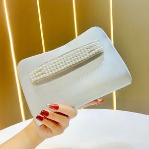 Sac à main en satin pailleté pour femme 2026, pochette carrée avec poignée en perles, sac à main pour <span class=keywords><strong>jeune</strong></span> femme, sac à main de soirée, sac à bandoulière chaîne - Product Image 1