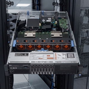 Servidor Rack PowerEdge R730 2U Recondicionado com 8 Baias de Armazenamento de 2,5 Polegadas - Product Image 4