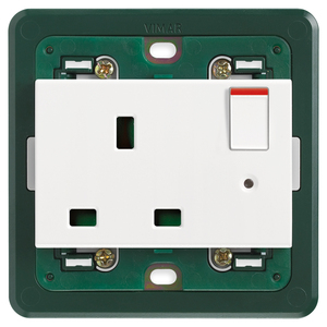 Vimar 2P+T 13A English <b>Socket</b> <b>With</b> White Switch 8.5x8.6cm - Product Image 1