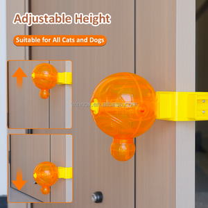 2026 FI FA WorldCu Distributeur de friandises interactif pour animaux de compagnie en forme de ballon de football, activé par les pattes de chien, avec fonction de coup de pied au but et de récompense automatique - Product Image 5