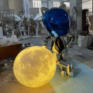 Lampe sur pied en forme <span class=keywords><strong>de</strong></span> sculpture d'astronaute, décoration pour hall d'hôtel, villa, motif <span class=keywords><strong>de</strong></span> lanterne <span class=keywords><strong>de</strong></span> marée, ornements, lumière debout - Product Image 1