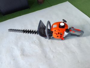 Taille-<span class=keywords><strong>haie</strong></span> UM 34F avec moteur puissant, outil <span class=keywords><strong>de</strong></span> jardinage orange et gris, machine à tondre les broussailles - Product Image 6
