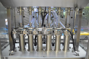 मिर्च सॉस फल जाम सोया सॉस तेल सलाद ड्रेसिंग पूर्ण स्वचालित पिस्टन भरने वाली मशीन व्यापक रूप से खाद्य भरने वाले उद्योग में व्यापक रूप से उपयोग किया जाता है - Product Image 4