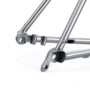 Gravel Road Bike 700x32C Titanium Alloy Racing Bicycle Frame With Thru Axle Disc Brake Factory Price