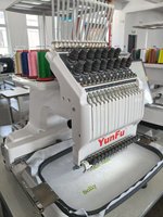 Machine à broder à tête unique 1200 tr/min Machine à broder plate pour T-Shirts Chapeaux Moteur informatisé à usage domestique