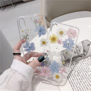 เคสโทรศัพท์มือถือ iPhone 11 Pro ลายดอกไม้แห้งสวยงามระยิบระยับ  ดอกไม้จริงอัดในตัว - Product Image 3