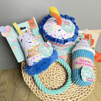 Jouets à mâcher de luxe pour chiens, durables, mignons, en forme de gâteau d'anniversaire, ballon interactif, peluche qui couine pour chats, divertissement pour animaux de compagnie pour anniversaire