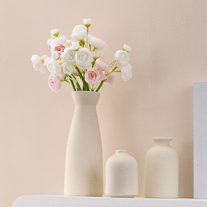 แจกันเซรามิกสีเบจด้านสไตล์สร้างสรรค์สำหรับตกแต่งห้องนั่งเล่นและบ้าน - Product Image 1