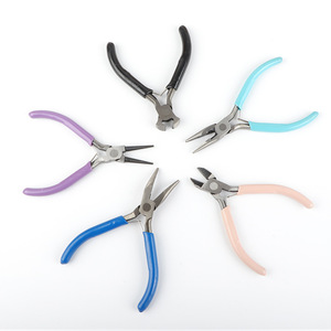 Ensemble de 5 pinces à bijoux colorées en acier au carbone, outils de bricolage, plusieurs tailles, design à bec pointu - Product Image 4