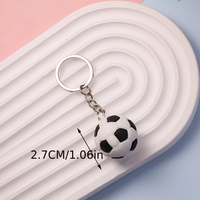 Gantungan Kunci Pembuka Botol Olahraga Sepak Bola Bola Basket Bola Voli Penggemar Rugby Liontin Kartun PVC Plastik Ringan
