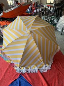 <span class=keywords><strong>Parasol</strong></span> de plage personnalisé en fibre de verre coupe-vent de luxe de 6,5 pieds avec pompon de 11cm - Product Image 6