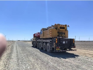 เครนมือสอง SAC3000E 300ตันรถบรรทุกพร้อมปั๊มกระปุกเกียร์เครื่องยนต์ Weichai ของจีนมีส่วนประกอบแบริ่งหลัก - Product Image 6