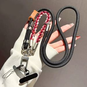 Cordon universel réglable pour téléphone portable, à porter en bandoulière ou en tour de cou, avec patch de fixation pour coque de smartphone - Product Image 3