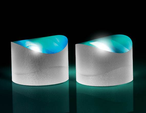 무색 원통형 렌즈 레이저 다이오드에 사용하기 위해 함께 접착된 덜 분산된 구형 렌즈로 만들어진 이중 렌즈 - Product Image 3