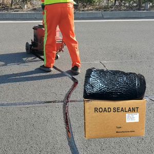 Sellador de Grietas de <span class=keywords><strong>Asfalto</strong></span> de Alta Calidad, Reforzado con Caucho, Negro, 30-70% de Tasa de Recuperación Elástica, Modelo Sanaisi SAS 12.5kg para Carreteras - Product Image 3