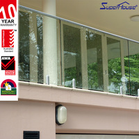 Systèmes de garde-corps en verre avec fixation en U en aluminium pour terrasses de villas et bords de piscine