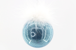 Weihnachts plastik kugeln mit Feder verzierungen für Weihnachts baum Bruchs ichere Kugeln Farbige Weihnachts feier dekoration