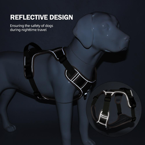 Arnés reflectante de poliéster para mascotas, <span class=keywords><strong>collar</strong></span> y correa para caminar para perros grandes con productos para perros a prueba de explosiones de camuflaje - Product Image 4