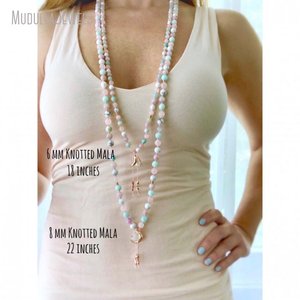 MN34592 Collar de Yoga con Colgante de Cristal Aura Mística y Piedras Preciosas Pastel, Regalo Espiritual para Ella en San Valentín - Product Image 3