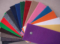 Tapis non tissé en polyester aiguilleté antidérapant, vente directe usine, commande en gros, pour décoration de cérémonies de mariage, expositions et événements
