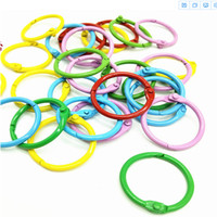 2026 Le produit le plus populaire : porte-clés circulaire en métal de 30 mm, coloré, avec anneau mobile