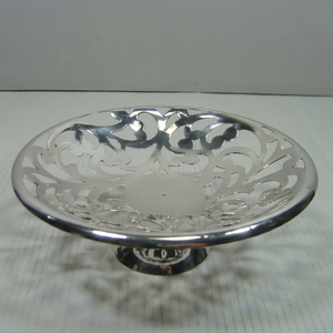 Cuenco con Base de Latón Plateado - Product Image 1