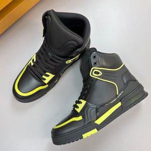 Chaussures de sport de marque renommée - Style mocassins, design intemporel d'été, durables et confortables, mode décontractée - Product Image 4