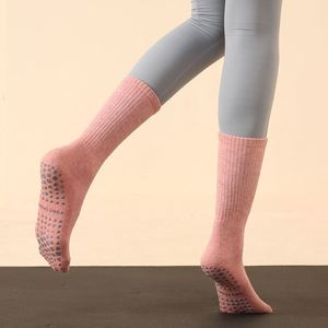 Custom <b>Women</b> Pilates <b>Socks</b> <b>Thick</b> Cotton Non-slip Grip High Quality Yoga <b>Socks</b> Breathable Silicon Sports Crew Pilates <b>Socks</b> - Product Image 4