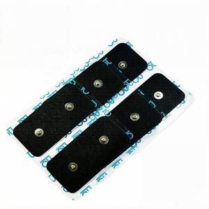 <span class=keywords><strong>Patch</strong></span> musculaire adhésif noir non tissé 5x10cm avec deux boucles métalliques pour électrodes de physiothérapie <span class=keywords><strong>Compex</strong></span> et unités de massage - Product Image 3