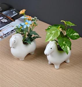 <span class=keywords><strong>Macetas</strong></span> <span class=keywords><strong>de</strong></span> Cerámica Personalizadas para Escritorio, Mini, Lindas, <span class=keywords><strong>con</strong></span> <span class=keywords><strong>Forma</strong></span> <span class=keywords><strong>de</strong></span> Caballo Blanco <span class=keywords><strong>de</strong></span> Dibujos Animados, para Plantas, Flores, Suculentas y Cactus - Product Image 1