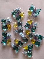 Échantillon gratuit 5 en 1 Dosettes de lessive Capsule de lessive Parfum frais, dissolution rapide, nettoyage en profondeur, doux pour les vêtements
