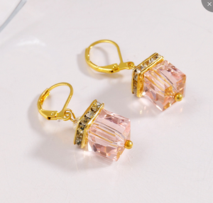 Orecchini con Pietre Quadrate Colorate Stile Vintage Francese Minimal Elegante per Donne - Product Image 1