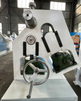Machine à rouler les tôles électrique automatique asymétrique à trois rouleaux, largeur 1550 mm, pour tôles fines, formage de rouleaux en acier inoxydable 3 mm
