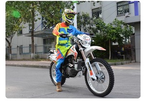 มอเตอร์ไซค์วิบาก 4 จังหวะ รุ่น Super Power สำหรับผู้ใหญ่ - FSMOTO FS250-R8 ความเร็ว 80 กม./ชม. - Product Image 3
