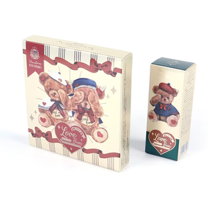 Boîte d'emballage en carton recyclable pour produits de <span class=keywords><strong>jeu</strong></span> Love Bear, petite, avec gaufrage, débossage et dorure à chaud - Product Image 1