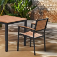 Table d'extérieur en aluminium au design contemporain et durable pour patio, mobilier métallique pour cour, hôtel, parc, couleur marron imperméable