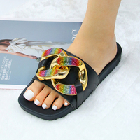Chaussures de luxe de styliste pour femmes, sandales d'été décontractées à la mode avec chaîne pour l'extérieur, pantoufles à diapositives plates