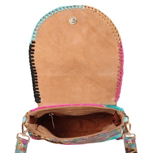 Sac à main moderne pour femmes, sac chic et à la mode avec plusieurs poches, pratique pour le shopping, les voyages, le travail et les activités de plein air - Product Image 3