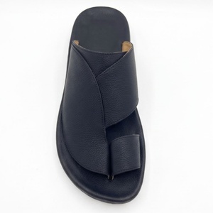 Sandalias Sharqi árabes de PU para hombre al por mayor, con puntera, suela de PU antideslizante, acolchadas, estilo Chappal del Golfo para Eid, sin cordones - Product Image 4
