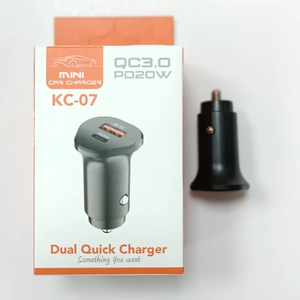 PD Car Fast Charging Dual Port 20w QC + Type C Allume-cigare de <span class=keywords><strong>voiture</strong></span>, One Drive Two in CarIn Car Charging - Product Image 4