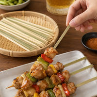 Brochettes écologiques jetables en bambou Teppo, bâtonnets lisses et sûrs pour la cuisson au barbecue, la viande, les fruits et la restauration en extérieur