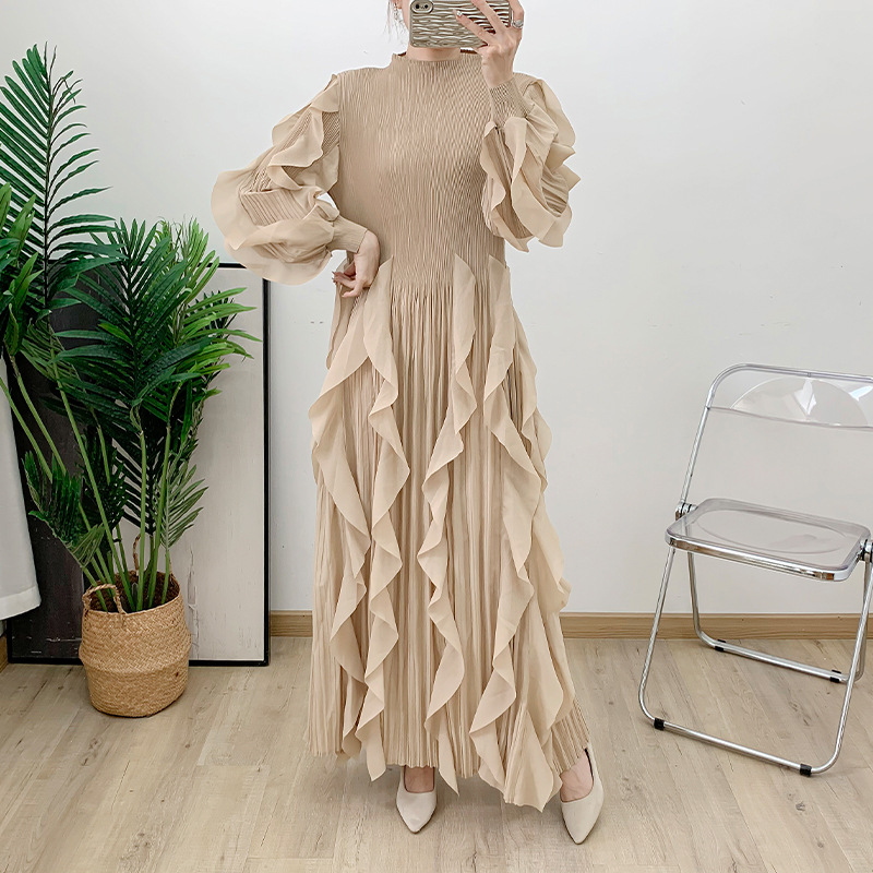 Miyaki Dress Pleated Elegant and Versatile Plus Size