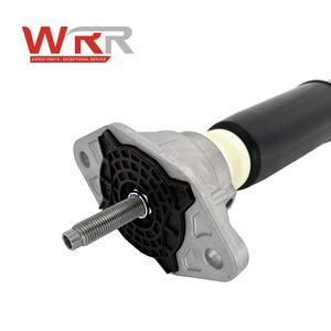 โช้คอัพซ้ายและขวาระบบกันสะเทือนหลัง97033314507 97033314505 97033314504 WRR สำหรับ Porsche Panamera 970 - Product Image 2