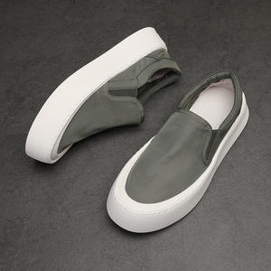 Baskets sportives à plateforme pour hommes, à enfiler, à semelle épaisse, athlétiques, en cuir, et mocassins à plateforme pour femmes - Product Image 2