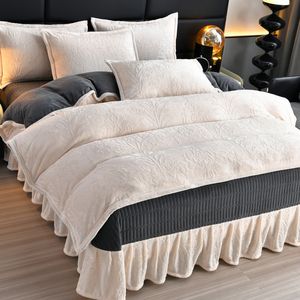 Set Copriletto Quattro Pezzi <span class=keywords><strong>in</strong></span> Velluto Intagliato 600TC con Motivi Floreali per Casa e Hotel - Product Image 6