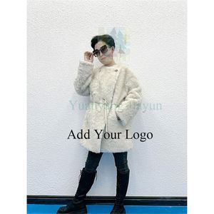 2025 New <strong>Arrivall</strong> Ladies Elegant, Loose, Knee-Length, Long-Sleeved, Warm, Heavy Duty Mink Coat - Product Image 4